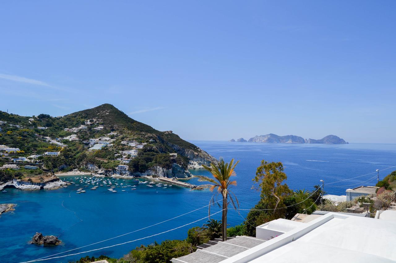 Maridea Casa Vacanza- Le Alcove Sul Mare Suites Ponza Bagian luar foto