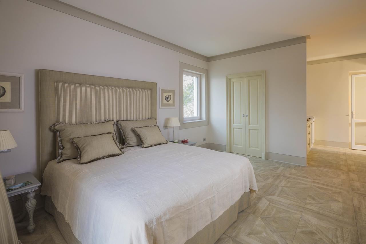 Maridea Casa Vacanza- Le Alcove Sul Mare Suites Ponza Bagian luar foto