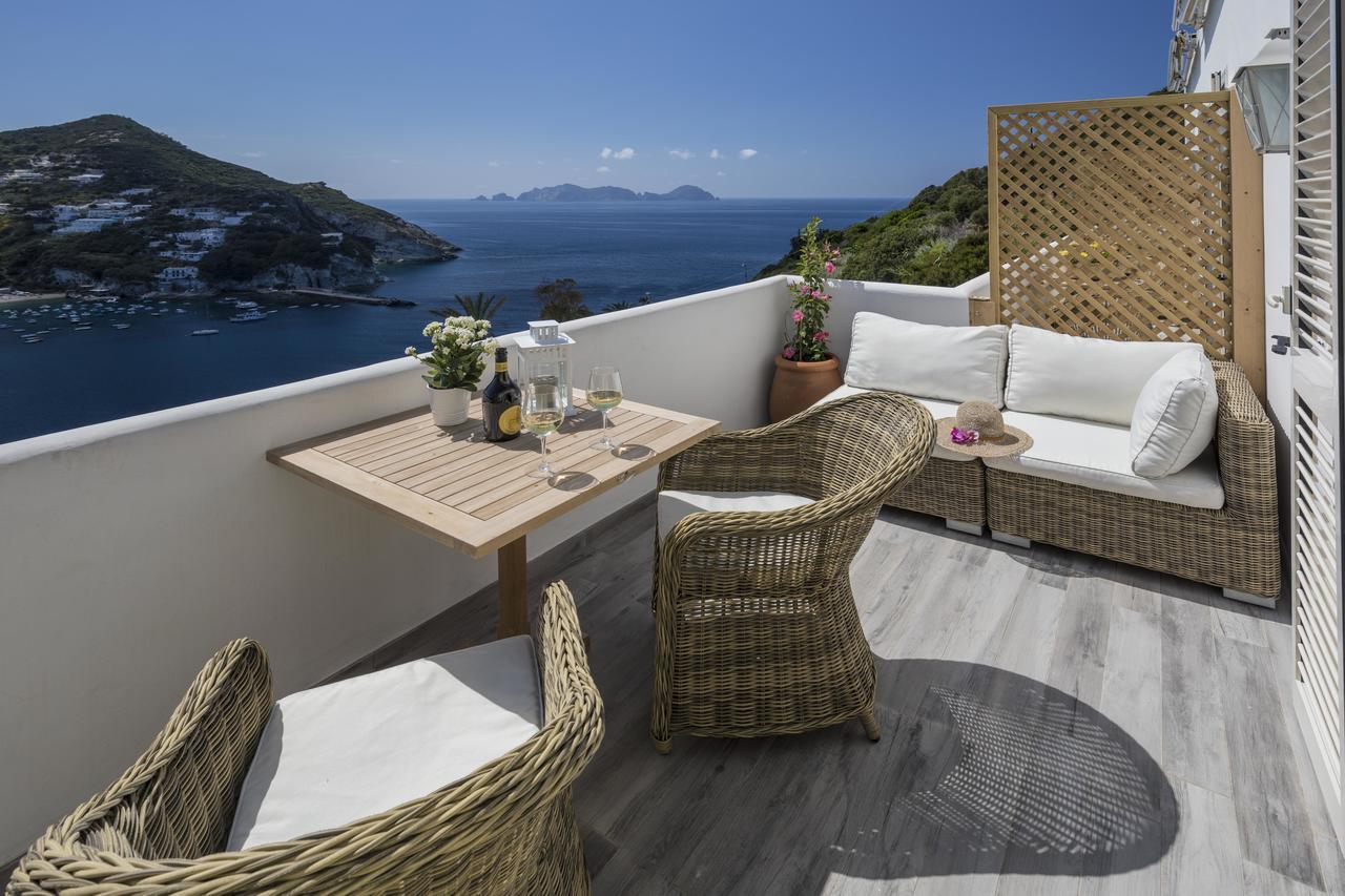 Maridea Casa Vacanza- Le Alcove Sul Mare Suites Ponza Bagian luar foto