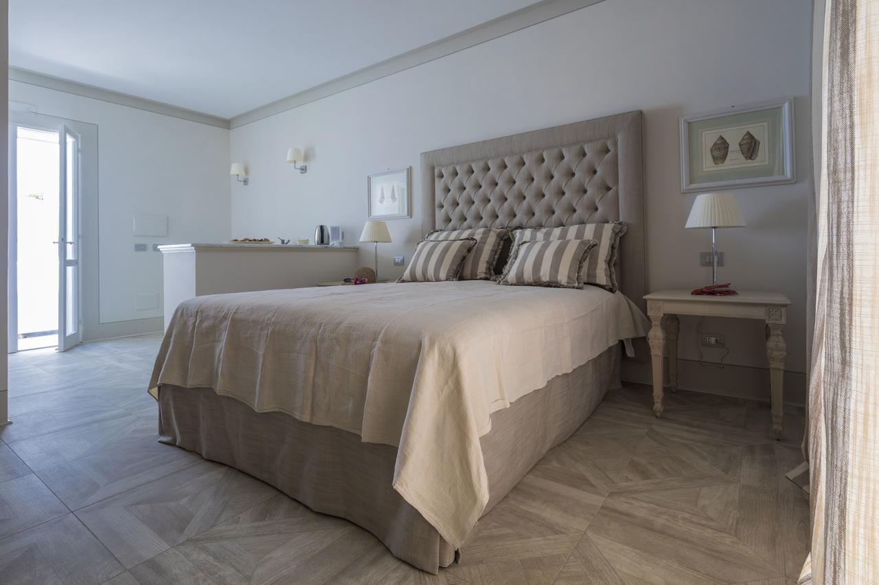 Maridea Casa Vacanza- Le Alcove Sul Mare Suites Ponza Bagian luar foto